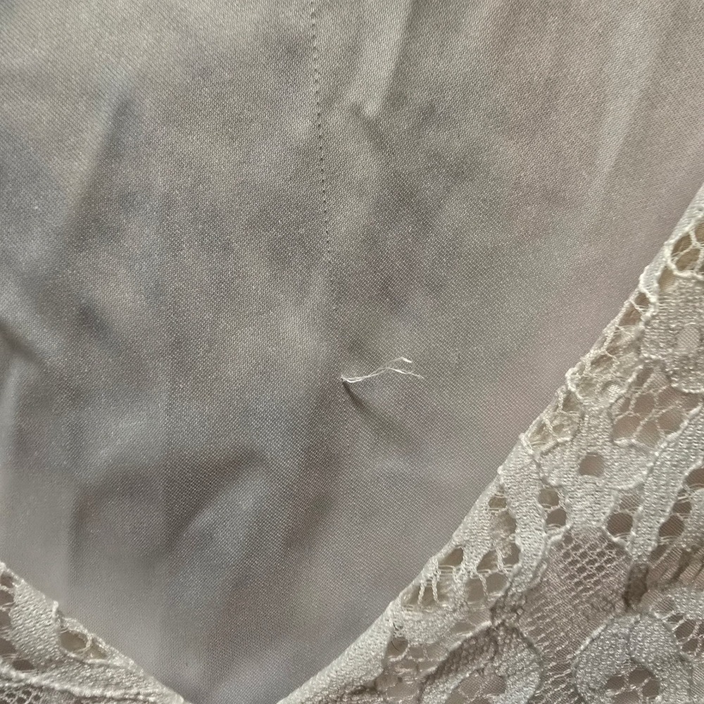 ModCloth White Lace Blouse Top Small Ivory V Neck 3/4 Ruffle Sleeve Elegant - Picture 5 of 10